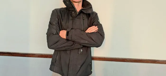 HUGO BOSS Jaqueta preta para inverno, chuva