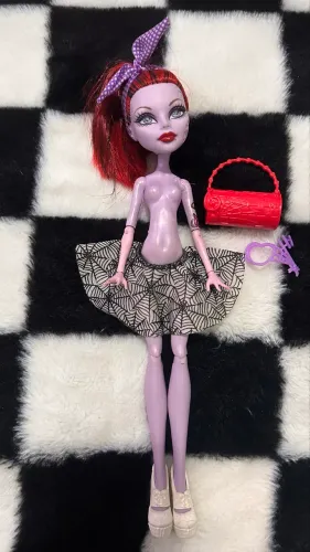 Boneca Monster High Operetta