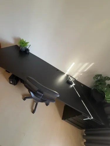 Mesa em MDF ? 2,42m | Excelente estado