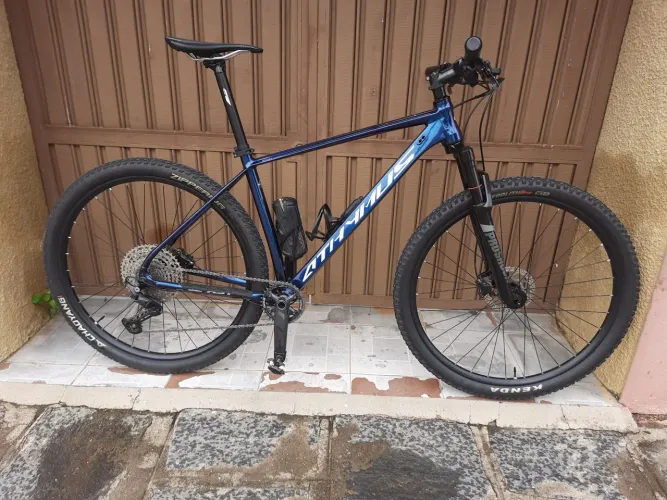 Bike First Athymus