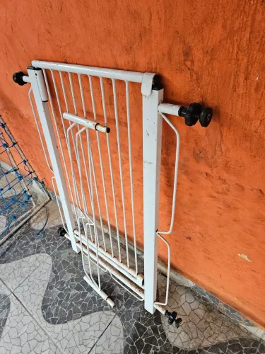 Portal grade de proteção para bebês e pet