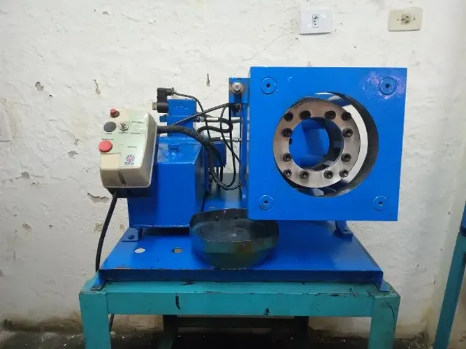 Maquina prensar mangueiras
