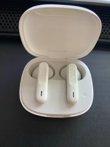 Fones JBL Wave Flex Originais (Fones OK / Case com defeito)