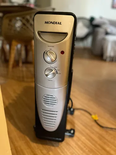 Aquecedor a Óleo 1500W 127V - Modelo A-06 | Quase Novo