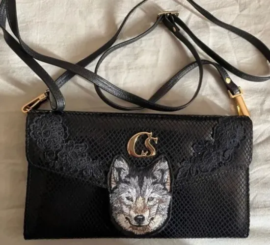 Clutch Carmen Steffens