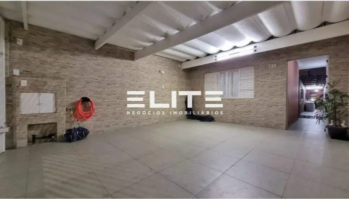 Casa com 2 dormitórios à venda, 200 m² por R$ 745.000,00 - Vila Pires - Santo André/SP