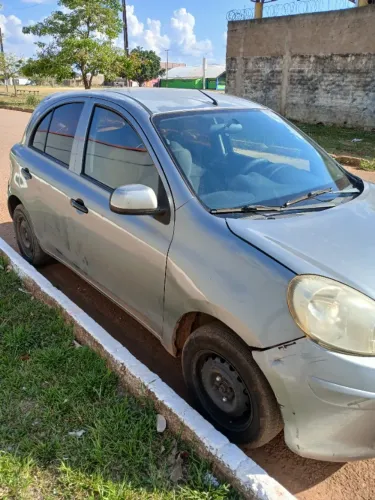 Nissan March S 1.0 16V Flex Fuel 5P 2013
