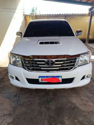 Toyota Hilux CD SRV D4-d 4X4 3.0 TDI Diesel AUT 2015