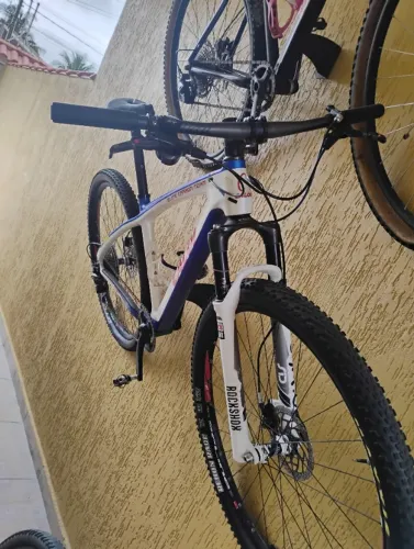 MTB caloi elite carbon. Tamanho 17 