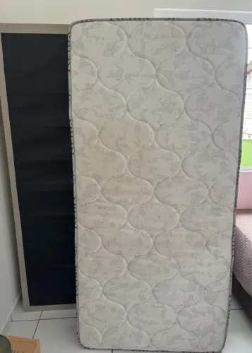 Cama de solteiro