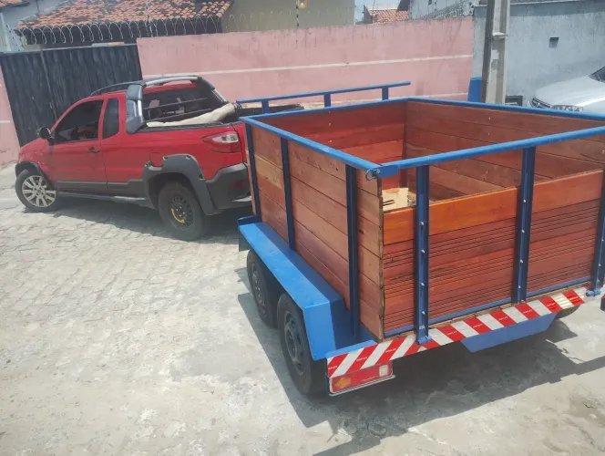 Reboque automotivo pronto para uso!