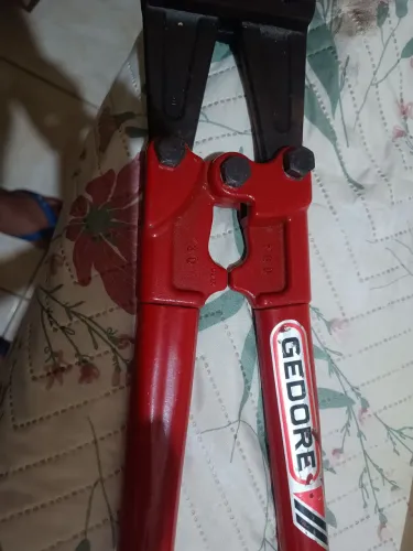Alicate tesoura corta vergalhão 750 30 c21x