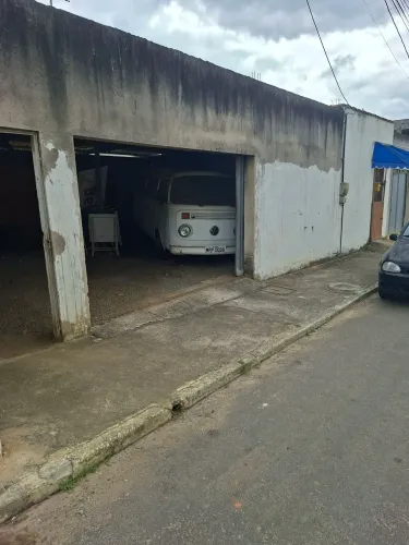 Alugo esta área Galpão!!para construção de galpao ou outros fins comercias área de 300m2