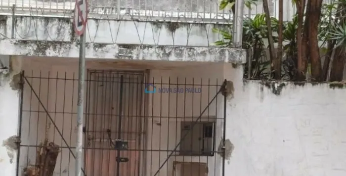 Terreno com zoneamento ZEU à venda na Rua Canário ? Moema