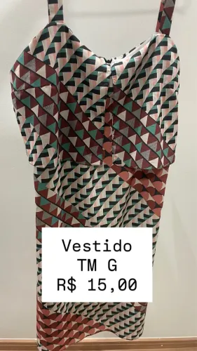 VESTIDO TAMANHO G / R$ 15 cada 