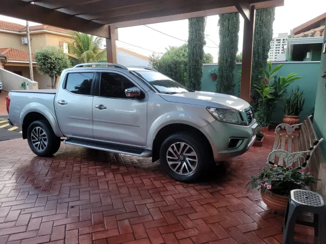 Nissan Frontier XE CD 4X4 2.3 Bi-TB Diesel Aut. 2021
