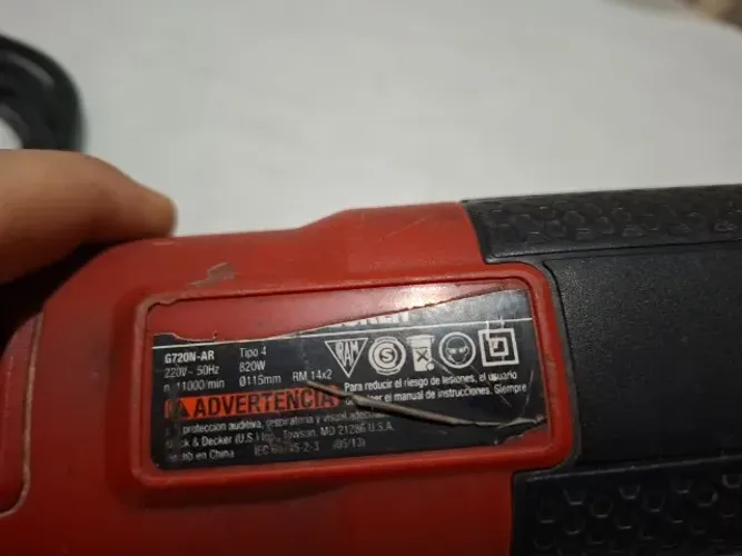 Esmerilhadeira Black & Decker G720
