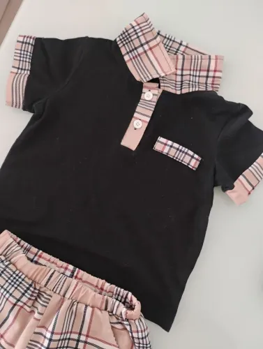 Camisa polo e shorts xadrez menino