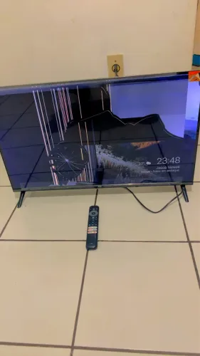 TV 32 TELA QUEBRADA/ PARA PEÇAS