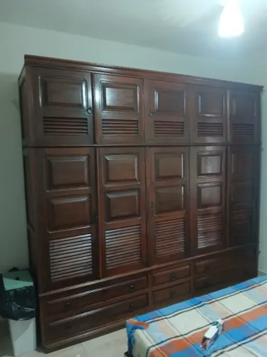 Guarda roupas casal 100% madeira