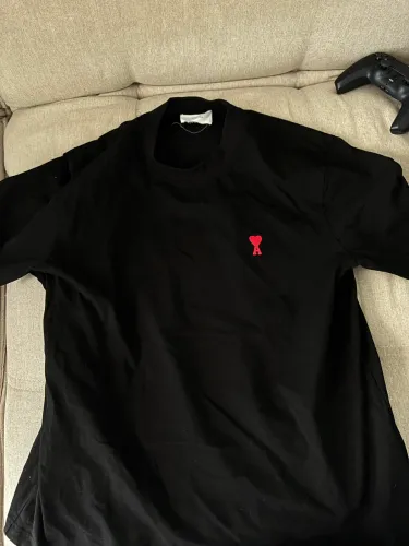 Camiseta AMI Paris Preta