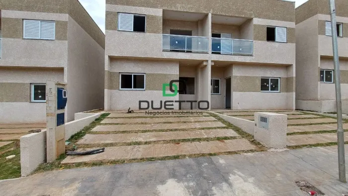 Casa à venda no Condomínio Manaca no Jardim Mirandola em Americana/SP