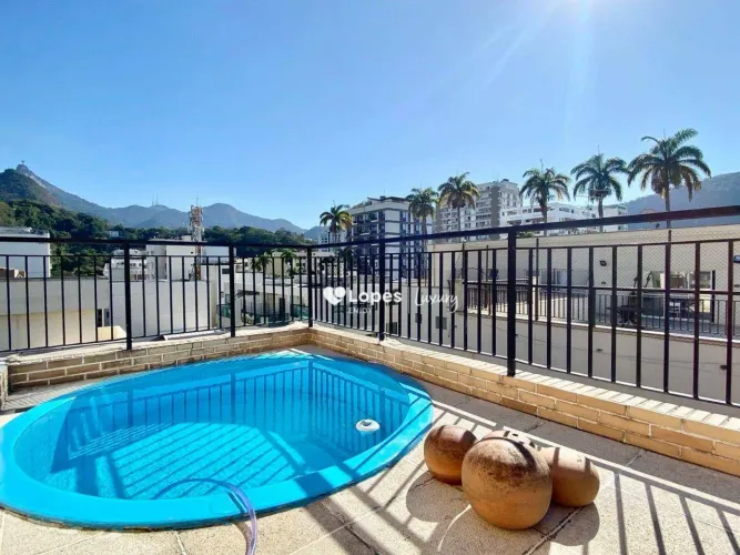 Cobertura com varanda, piscina, 4 quartos (suíte), 2 vagas à venda, 205 m² - Laranjeiras -