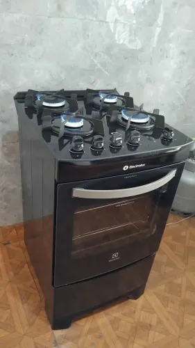 Fogão eletrolux MESA DE VIDRO ACENDIMENTO automático ? ENTREGA GRÁTIS EM POA