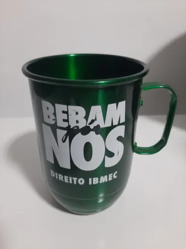 Caneca de alumínio verde - Direito IBMEC RIO