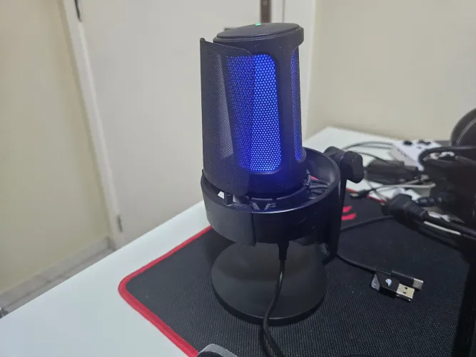 Microfone Gamer Fifine AmpliGame A8 RGB - Pouquíssimo Uso (Estado de Novo)