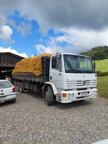 MB 1720 1999 no TRUCK.