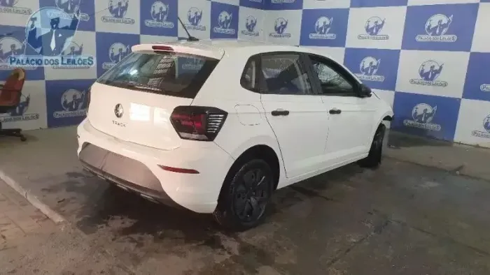 SUCATA PARA PEÇAS Polo Track 2025 1.0 aspirado