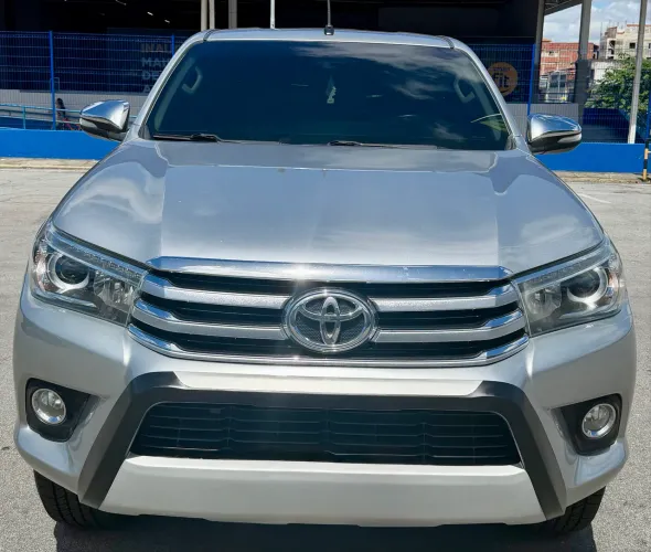 Toyota Hilux CD SRX 4X4 2.8 TDI 16V Diesel Aut. 2016