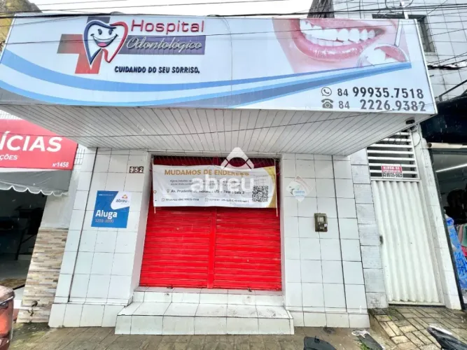 Loja Comercial no Alecrim em Localização Estratégica