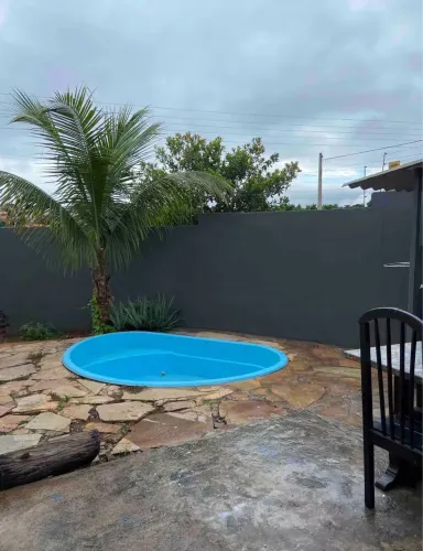 Alugo casa no Jardim Hanashiro