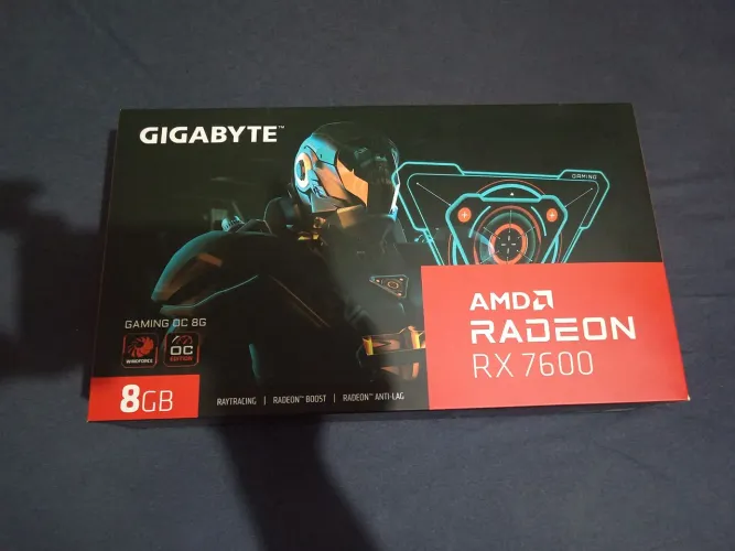 Placa de vídeo Rx 7600 Gigabyte