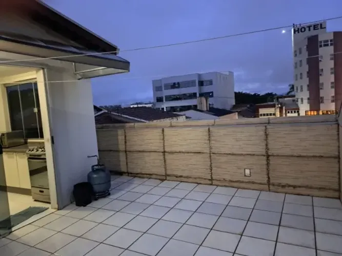 COBERTURA À VENDA NO CENTRO - 3 QUARTOS | 1 SUÍTE | 2 VAGAS