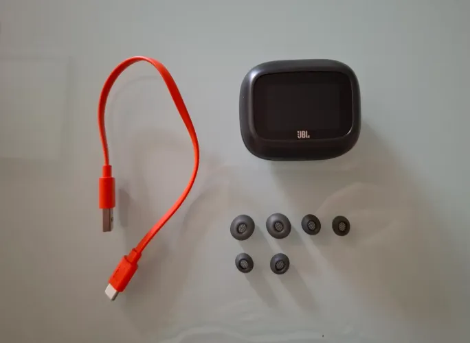 Fone JBL Live Beam 4