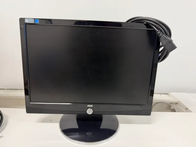 Monitor AOC 17 polegadas