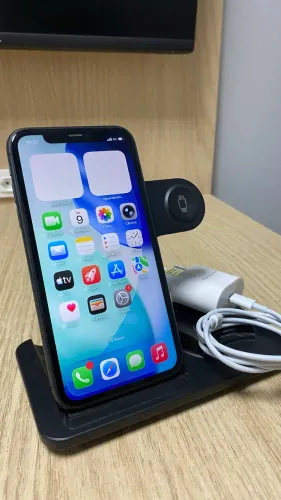 iPhone 11 64GB - Black