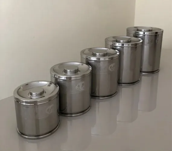 Conjunto de Mantimento Clássico em Aço Inoxidável