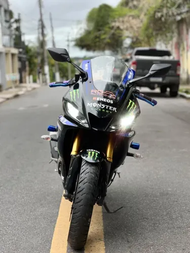 YAMAHA YZF R3 2021 - NOVÍSSIMA