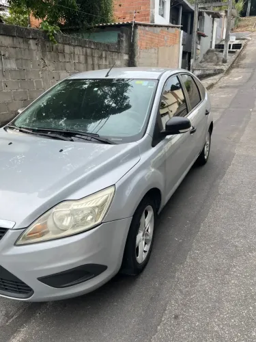 Ford Focus 1.6 S/se/se Plus Flex 8v/16v 5P 2010