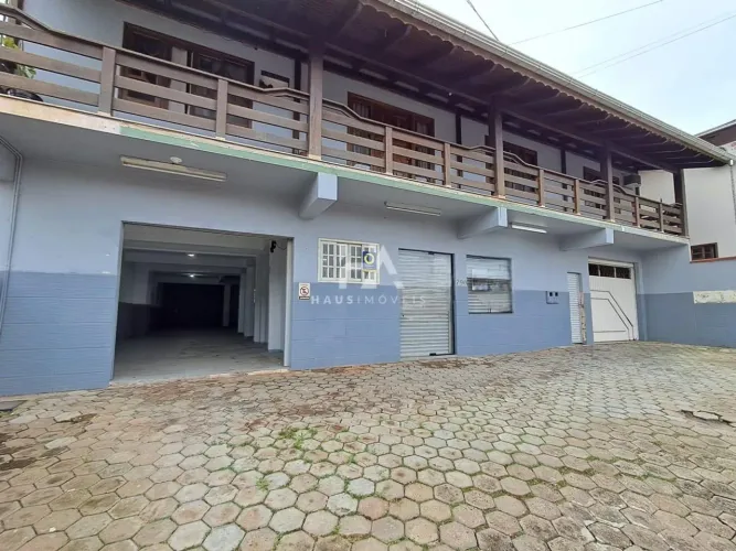 Ponto Comercial/Loja para Alugar no Bairro Vila Lenzi com 247 m² de Área Útil