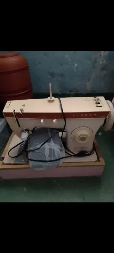 Máquina de costura