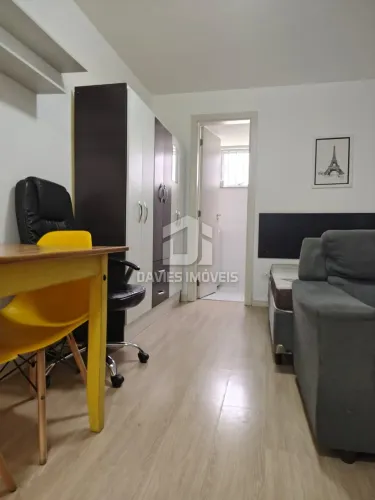 Studio mobiliado à venda em Curitiba | 20 m² | no Hugo Lange