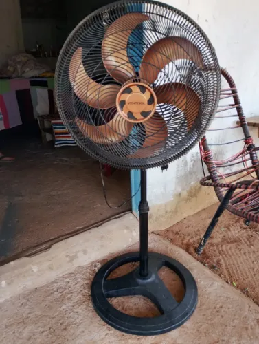 Ventilador De Coluna Ventisol 50cm Turbo 6 Pás Bronze - Forte E Silencioso