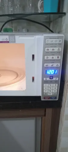 vendo um microondas funcionando perfeitamente de 34L