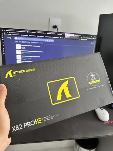 Teclado Magnético Attack Shark X82 Pro HE 75%
