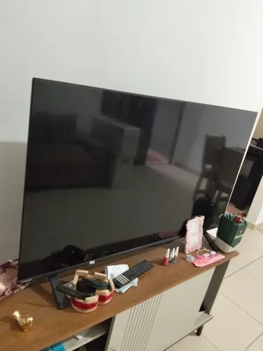 TV para retirada de peças